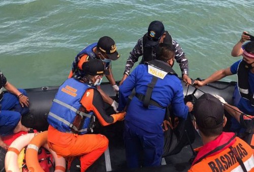 Kapal LCT Tenggelam di Perairan Tanah Laut, Satu Jasad Ditemukan Basarnas 