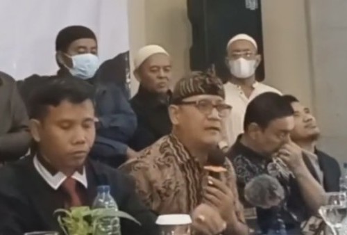Sindir 'Kalimantan Tempat Jin Buang Anak', Tagar #TangkapEdyMulyadi Viral, Masyarakat Kalimantan Emosi Berat!