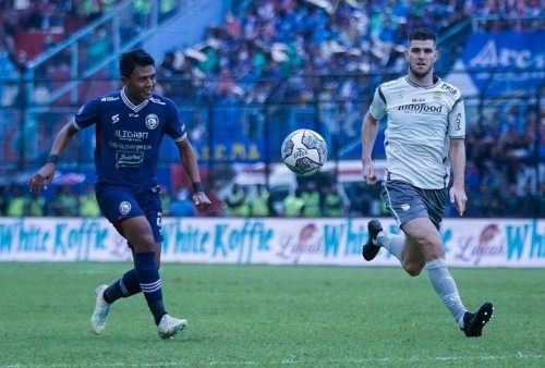 Menang Tipis, Persib Bekuk Arema FC 2-1
