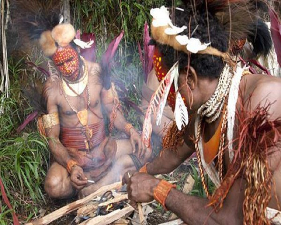 Kamu Harus Tahu! Suku Fore Ada Tradisi Makan Mayat: Ritual Kanibalisme