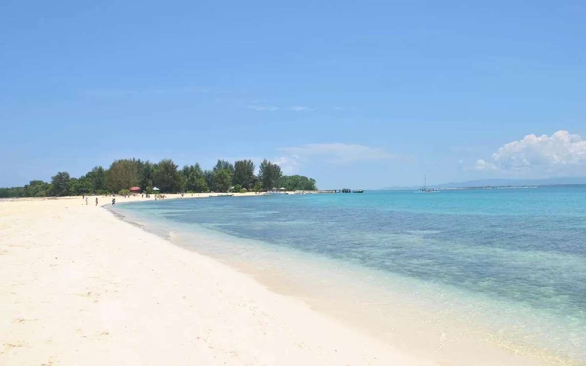 5 Pantai dengan View Terkeren di Banten, Cocok Buat Konten Instagram