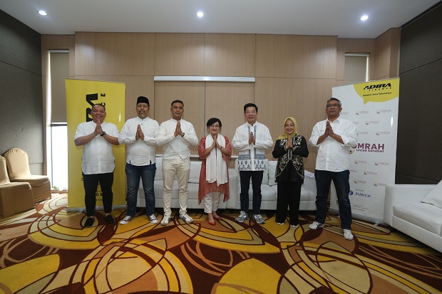 Adira Finance Berangkatkan Ratusan Pemenang Program Umrah Untuk Sahabat