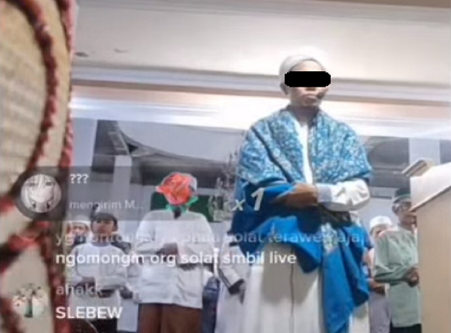 Viral Imam Tarawih Live TikTok Ada yang Nyawer, MUI: Bisa Hilang Pahalanya!