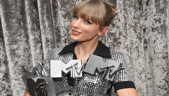 Taylor Swift Dinobatkan Jadi Artis Terbaik MTV EMA 2022, Borong 4 Piala Sekaligus!