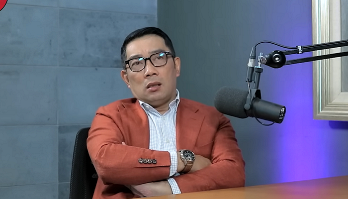 Ridwan Kamil Tak Kuasa Menahan Tangis Saat Cerita Detik-detik Momen Ditinggal Eril: Harusnya Saya Meninggal Duluan