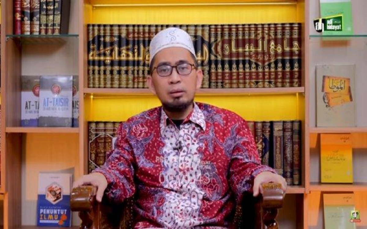 Jangan Lupa Lakukan Amalan dari Ustadz Adi Hidayat di Hari Jumat: InsyaAllah Banyak Cahaya Saat Kiamat