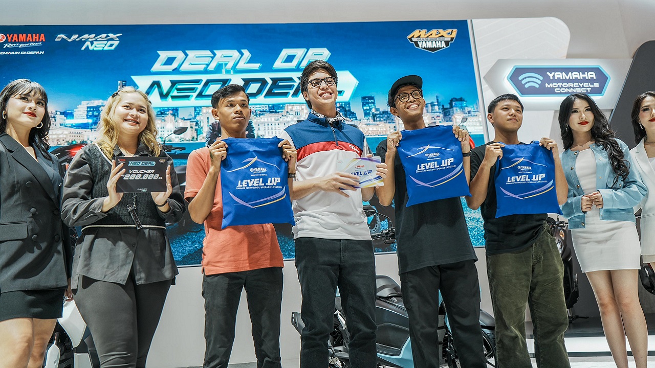 Mendadak Jadi Sales Yamaha, El Rumi Tawarkan Program “Deal or NEO Deal” Untuk NMAX NEO