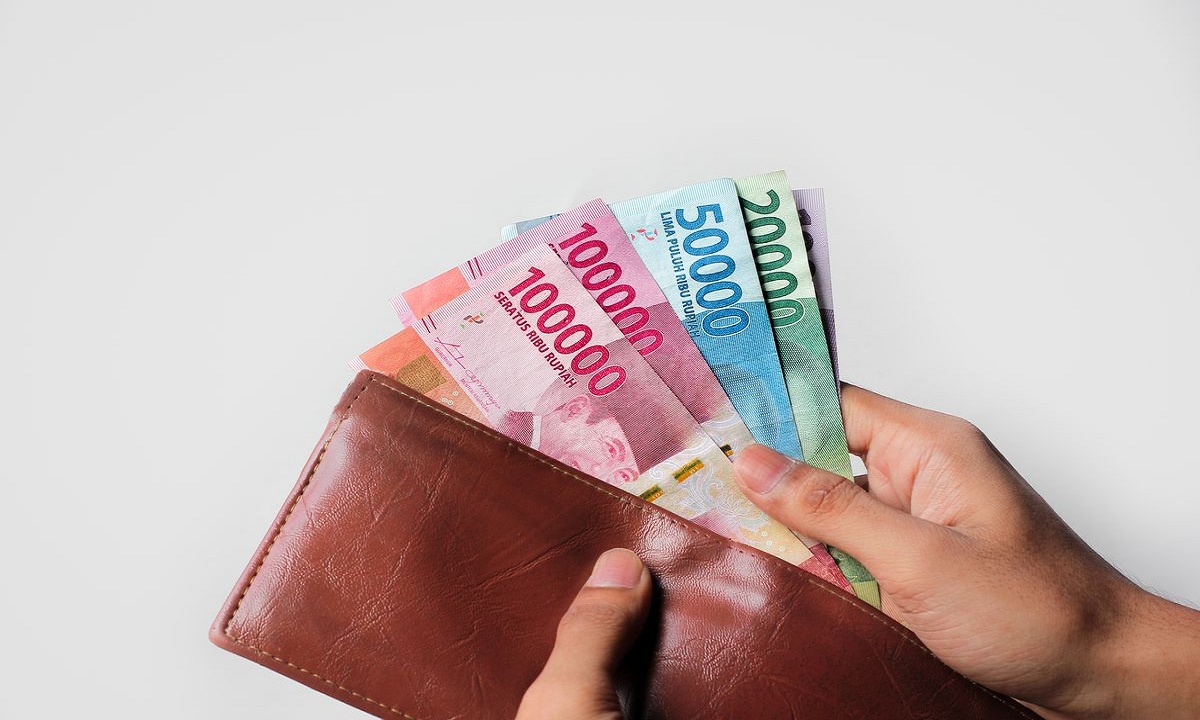 Butuh Banget Pinjaman Uang Via Online? Berikut Daftar Pinjol Legal 2023