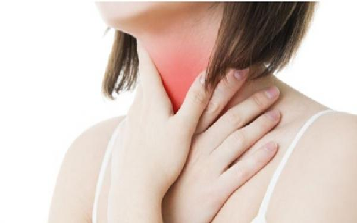 4 Cara Ampuh Atasi Sakit Tenggorokan, PASTI Langsung Bisa Nelan Lagi