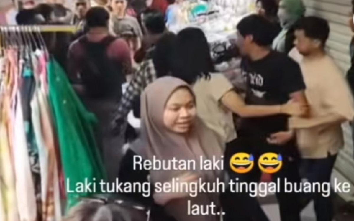 Video Viral Istri Sah Ribut dengan Pelakor di Tanah Abang: 'Lakinya Tukang Selingkuh!'