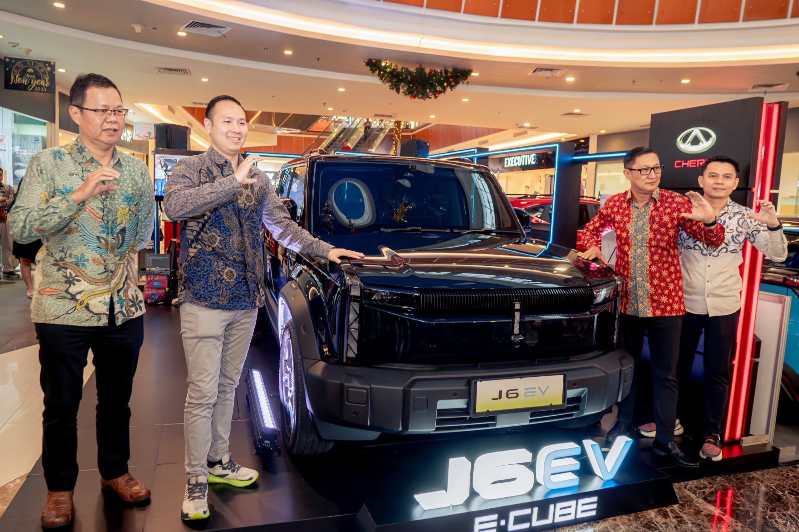 Chery J6 Hadir di Jantung Kalimantan Barat, Era Baru Mobilitas Listrik di Pontianak Dimulai