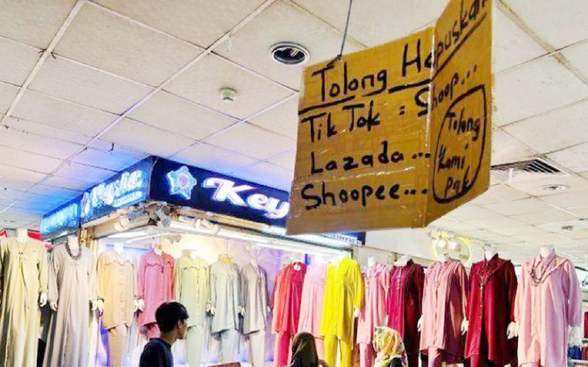TikTok Shop Resmi Tutup, Pedagang Tanah Abang Minta Marketplace Lain Ikut Ditutup Juga? Netizen: Nggak Tau Diri!