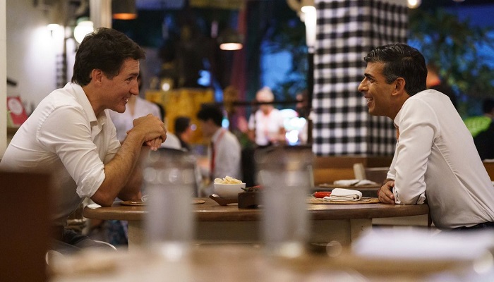 PM Inggris Rishi Sunak Nongkrong Bareng PM Kanada Justin Trudeau di Kafe Bali, Santuy Banget!