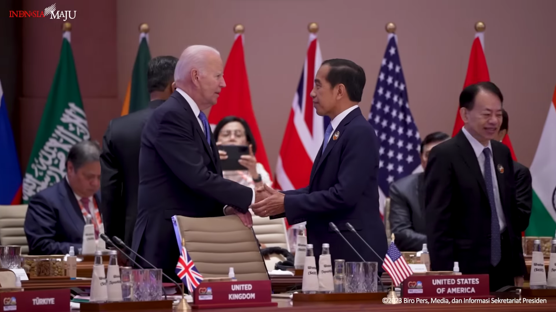 Usai Tanam Investasi Semikonduktor di Vietnam, Joe Biden Ingin Ajak Jokowi ke Gedung Putih