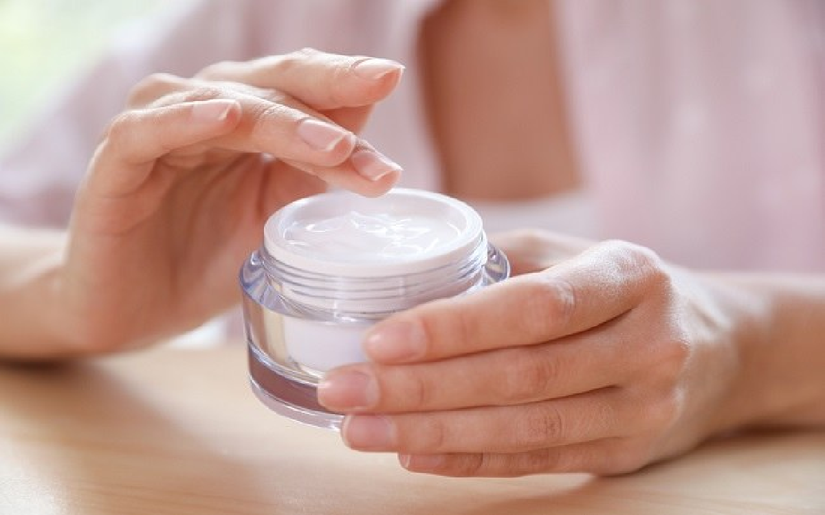 7 Tips Memilih Skincare dengan Benar, Salah Pilih Malah Bikin Jerawatan!