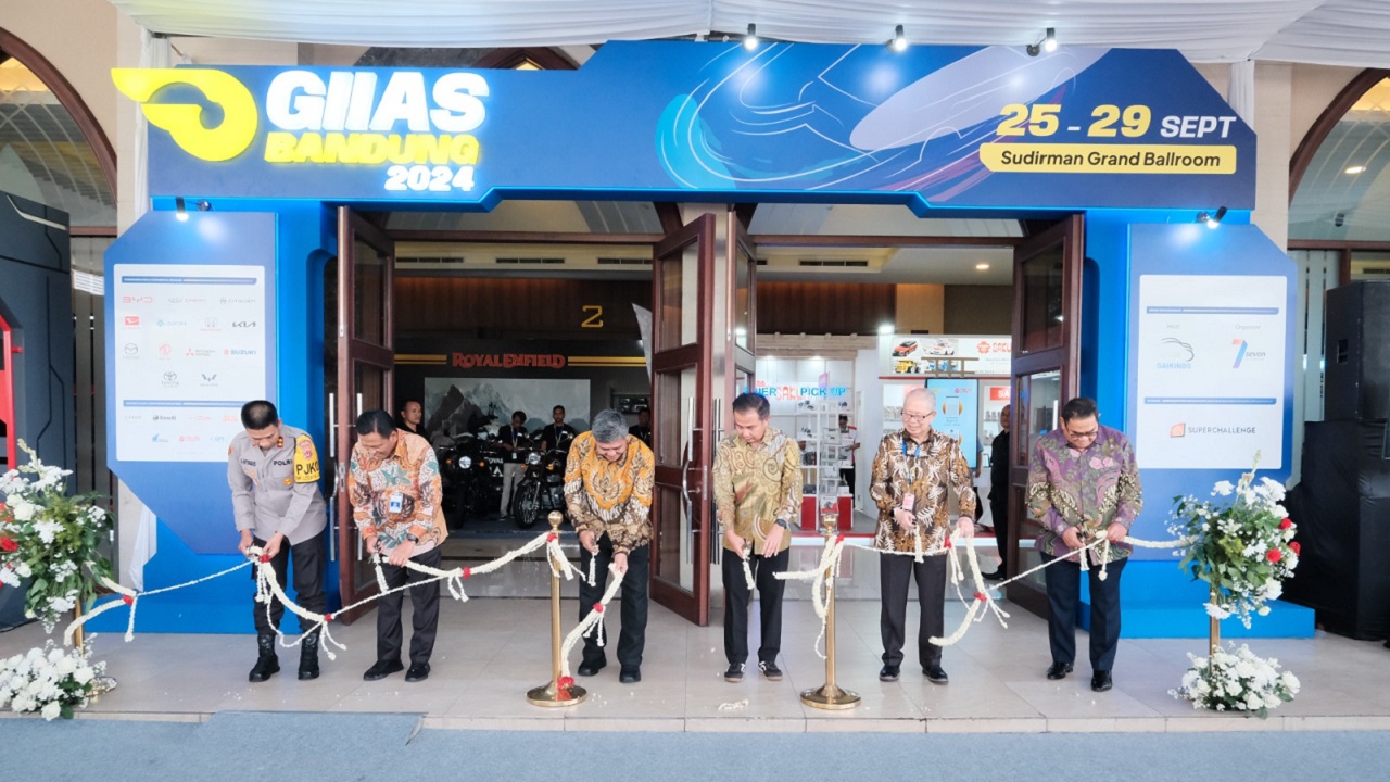 GIIAS Bandung 2024 Resmi Dibuka Hari Ini, Rasakan Sensasi Teknologi Otomotif Masa Depan!