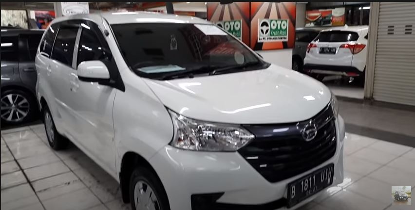 Harga Terupdate Mobil Bekas Daihatsu Xenia Tahun 2016 -2017
