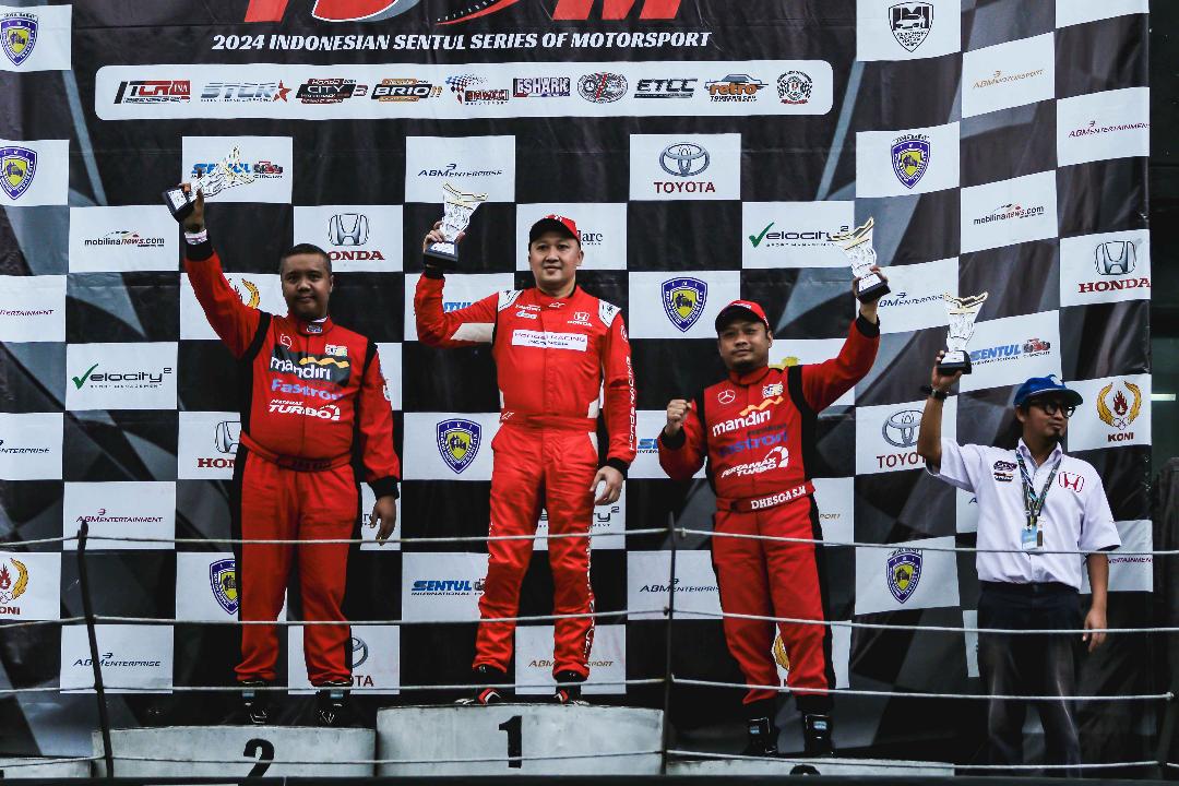 Tiga Pebalap Tim Honda Racing Indonesia Dominasi Podium Teratas Seri 4 ISSOM 2024