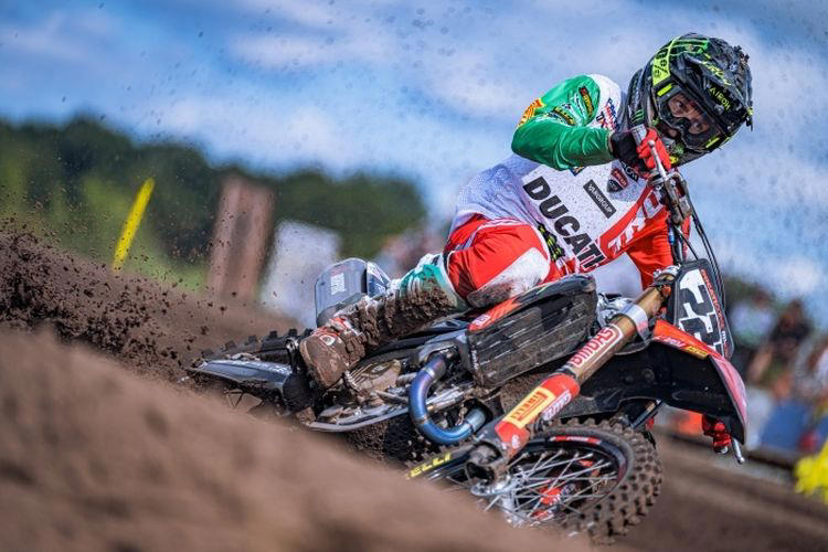 Ducati Desmo450 MX Memulai Debut Kejuaraan Dunia Motokros di Belanda bersama Tony Cairoli