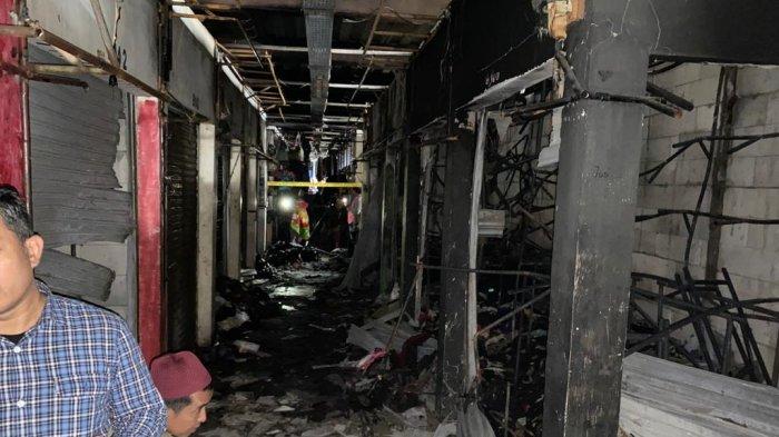 Pasar Cimol Gedebage Bandung Dilalap Sijago Merah, 21 Kios Hangus Terbakar!