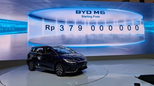 BYD M6, MPV Listrik Pertama untuk Keluarga Indonesia, Harga Mulai Rp379 Juta