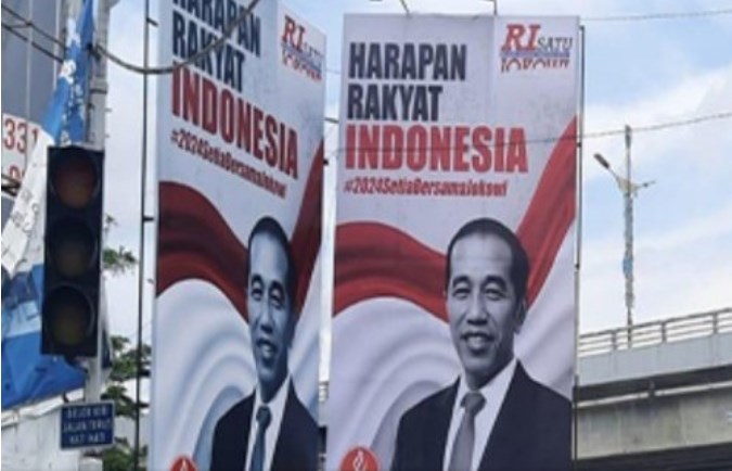 Ada Apa? Spanduk Dukungan Presiden Jokowi 3 Periode Beredar di Pekanbaru, Hastag #2024SetiaBersamaJokowi Menggema di Medsos