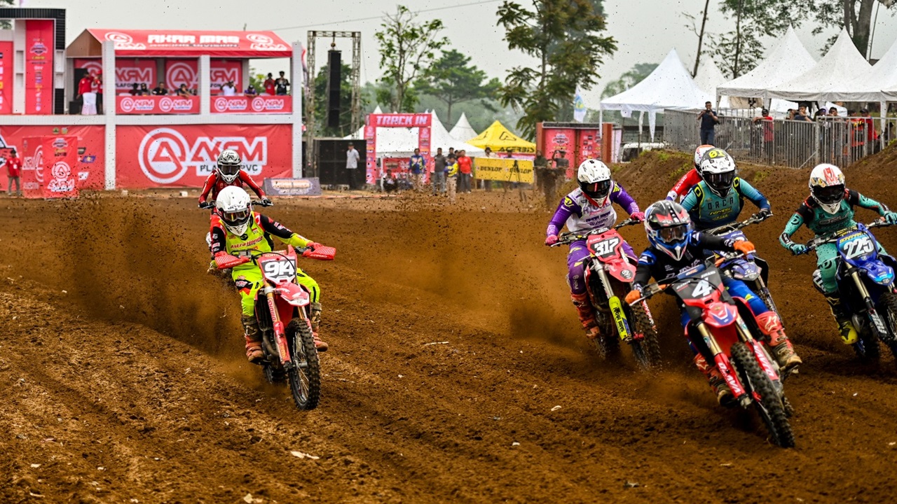 Crosser AHM Capai Dua Podium di Final Kejurnas Motocross