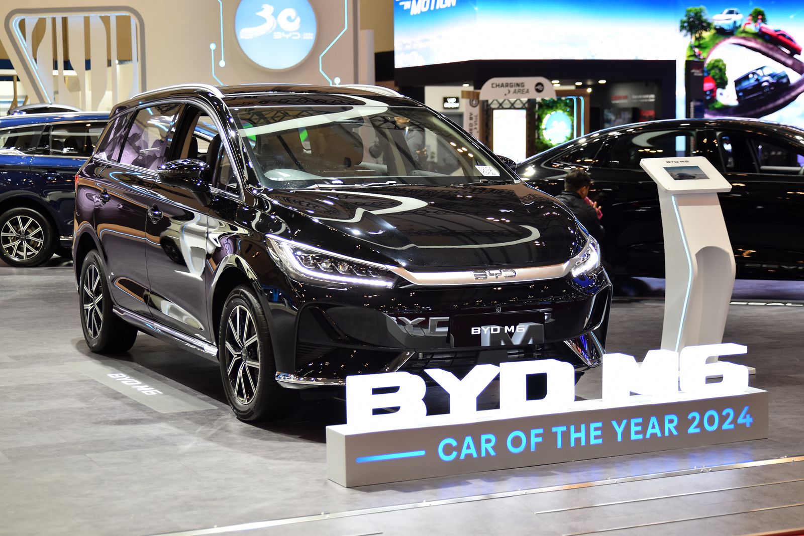 BYD Catat Lebih dari 1.400 SPK di GJAW 2024 dan Raih Penghargaan Most Favorite Car