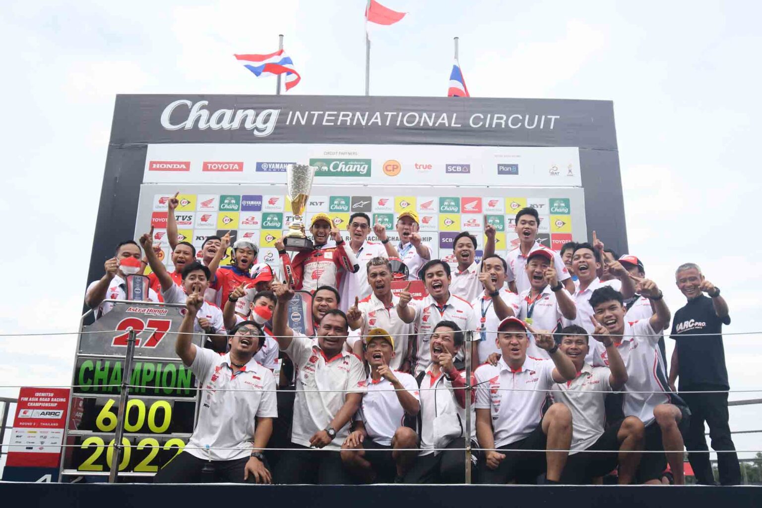 Luar Biasa, 3 Pembalap Indonesia Sabet Gelar Juara Asia 2022