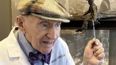 Ahli Saraf Berusia 101 Tahun Berikan Rahasia Panjang Umur, Nomor 4 Bikin Awet Muda Loh!