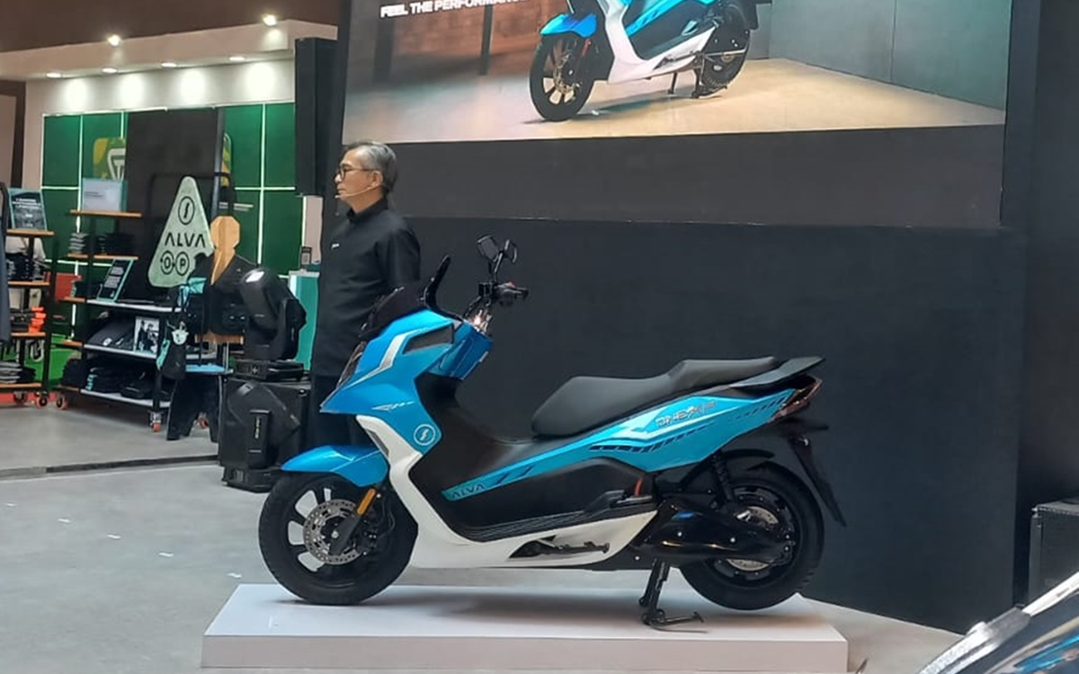 Motor Listrik ALVA ONE XP Meluncur di IIMS Untuk Gencarkan Gaya Hidup Berkelanjutan