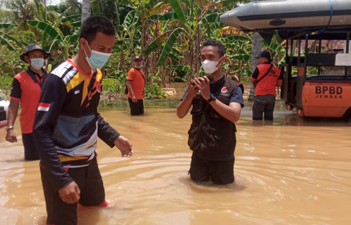 Kabupaten Jember Dikepung Banjir, 953 Rumah Terendam  