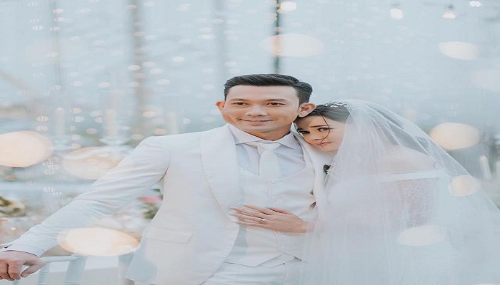 Denny Sumargo Bikin Istri Nangis di Ultah ke-2 Pernikahan, Terungkap 'Rencananya'
