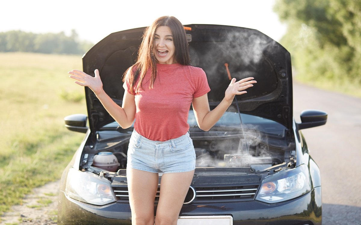 5 Hal Ini Bisa Jadi Pemicu Mobil Menjadi Overheat, Simak!