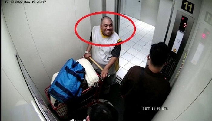 Polisi Ungkap Arti Senyuman Pembunuh Bawa Mayat di Lift: Dia Happy sudah Membunuh