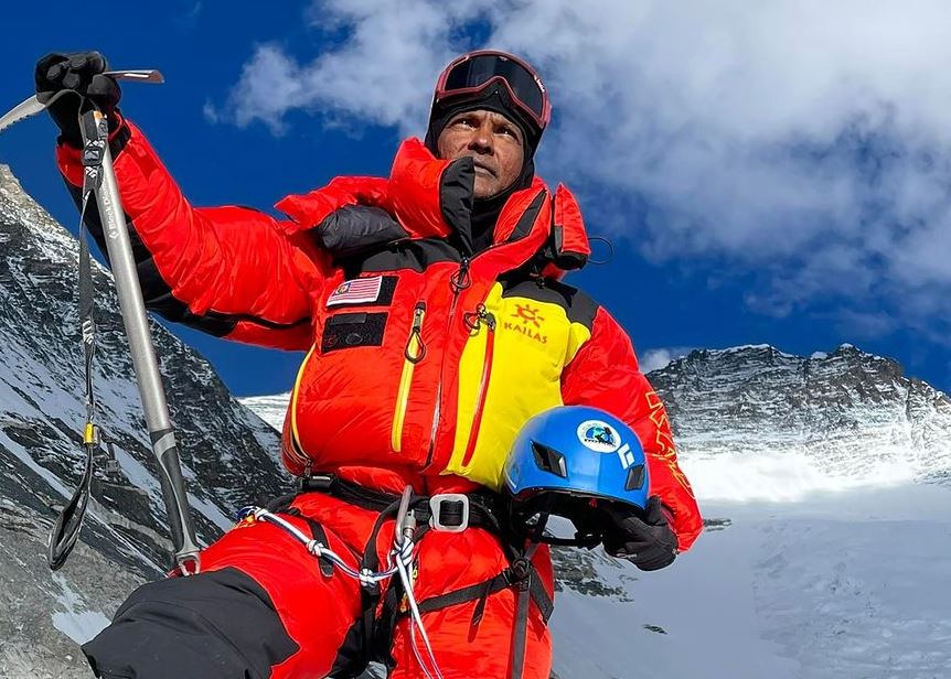Salut! Meski Sempat Kehilangan 8 Jari Tangannya, Pendaki Ini Sukses Taklukkan Puncak Everest 3 Kali