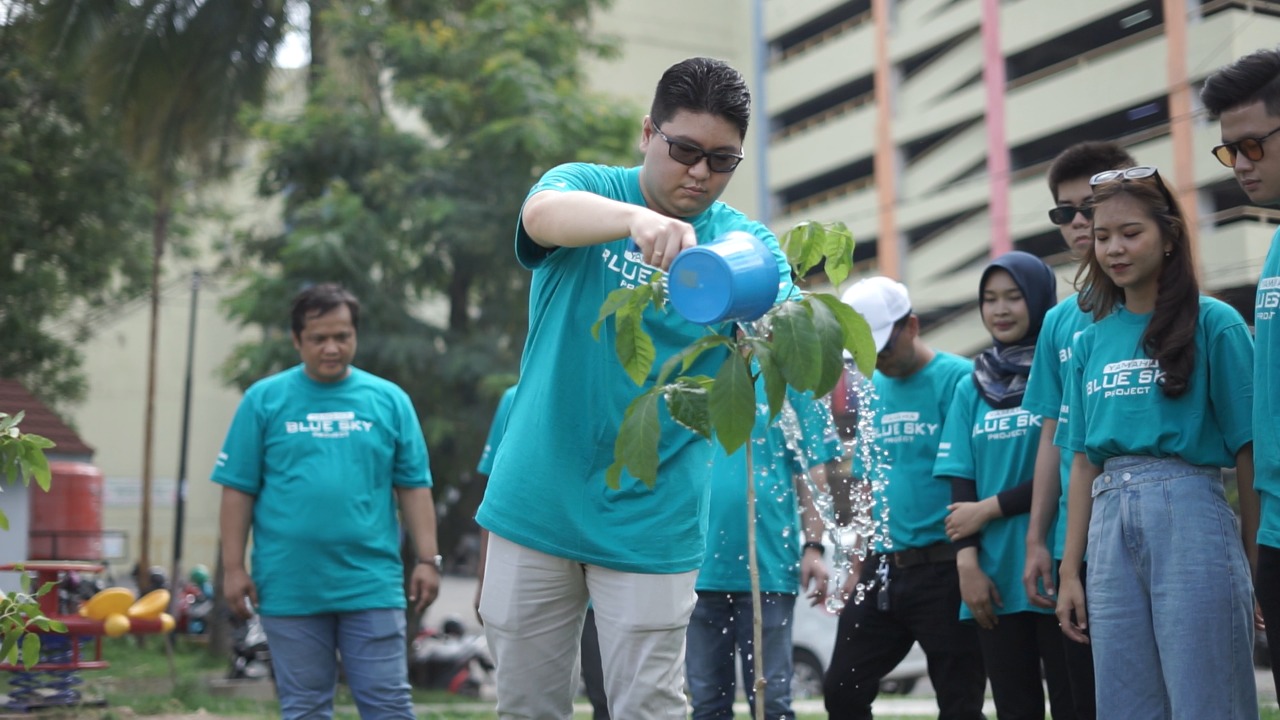 Kampanyekan One Bike One Tree, PT Thamrin Brothers Ajak Scooteris Peduli Lingkungan Lewat Aksi Tanam 100 Pohon 
