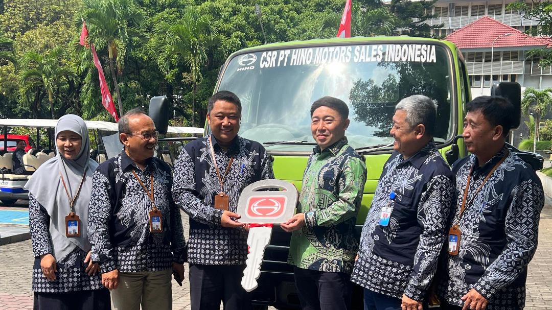 HMSI Serahkan Truk Hino 300 sebagai Media Pembelajaran Praktik di Fakultas Teknik UNY