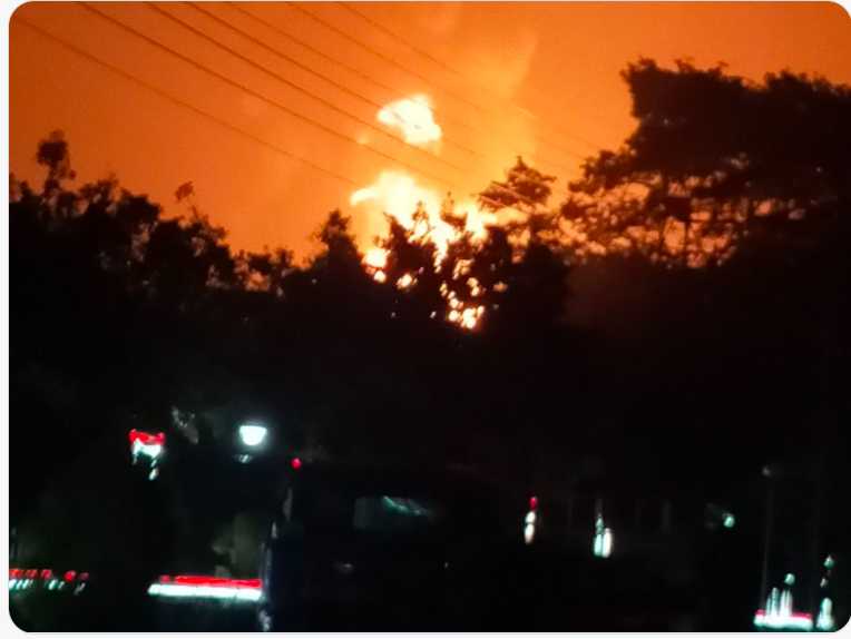 Ngeri! Kobaran Api Kebakaran Kilang Minyak Pertamina di Cilacap Mencapai Ketinggian 25 Meter, Disertai Ledakan Juga?
