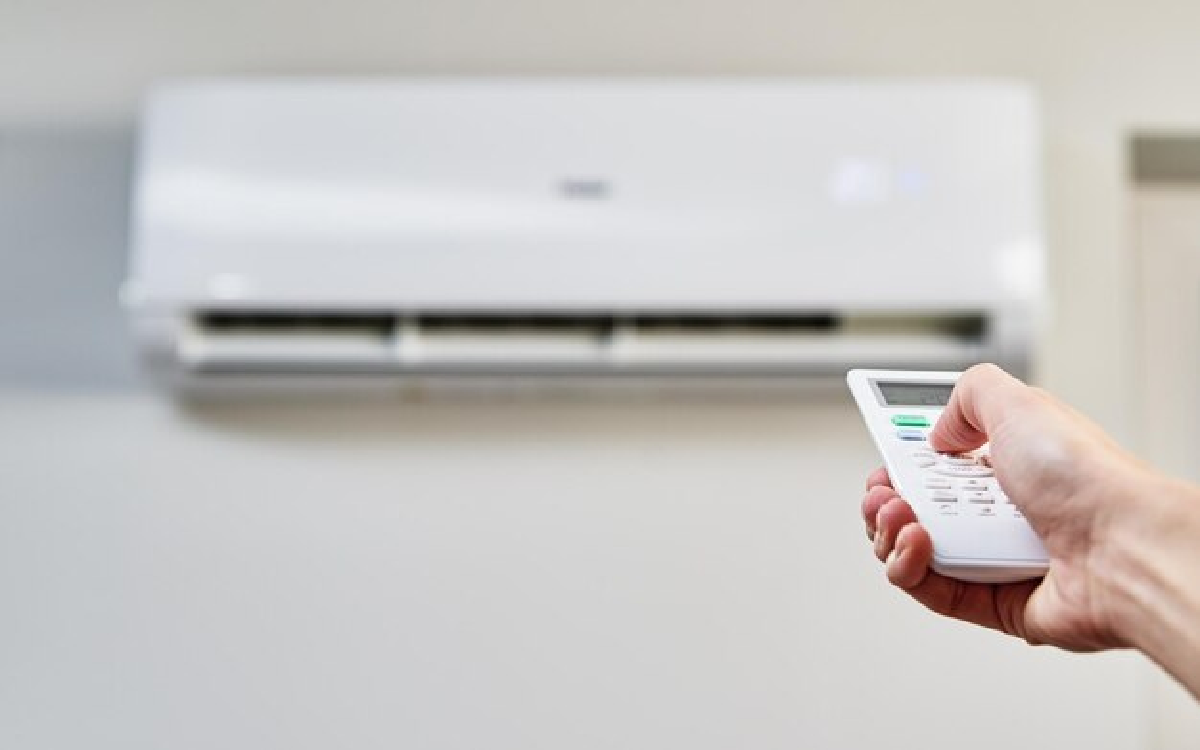 6 Cara Hemat Penggunaan AC di Rumah, Jangan Bikin Tagihan Listrik Membengkak!