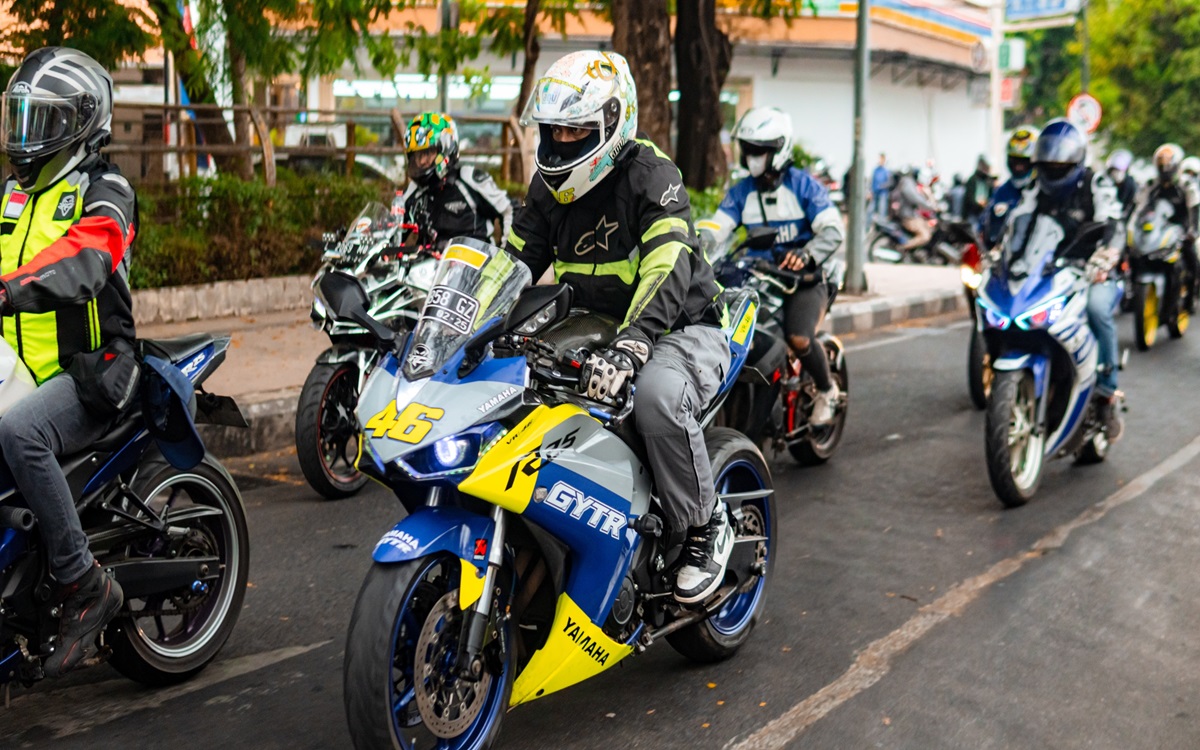 Yamaha Full Gasspol! Bikers R Series Rasakan Pengalaman Berbeda di Surabaya