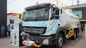 Daimler Truck Hadir Melayani Customer Tambang di Mining Indonesia 2024