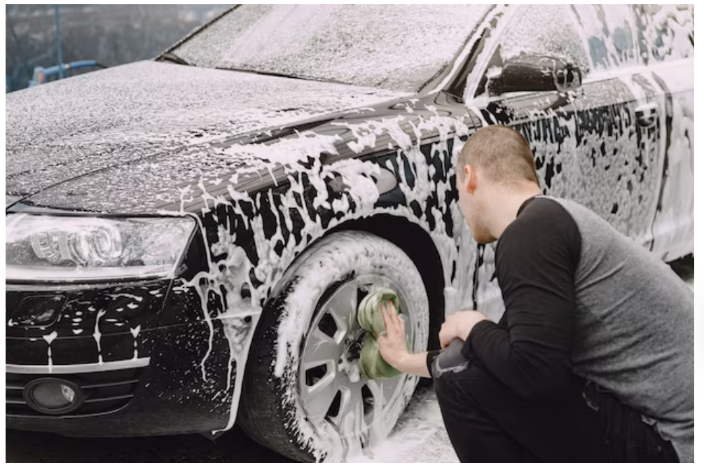 Baca Tips Ini Supaya Mencuci Mobil Tidak Jadi Sia-sia, Pasti Bersih Cuy