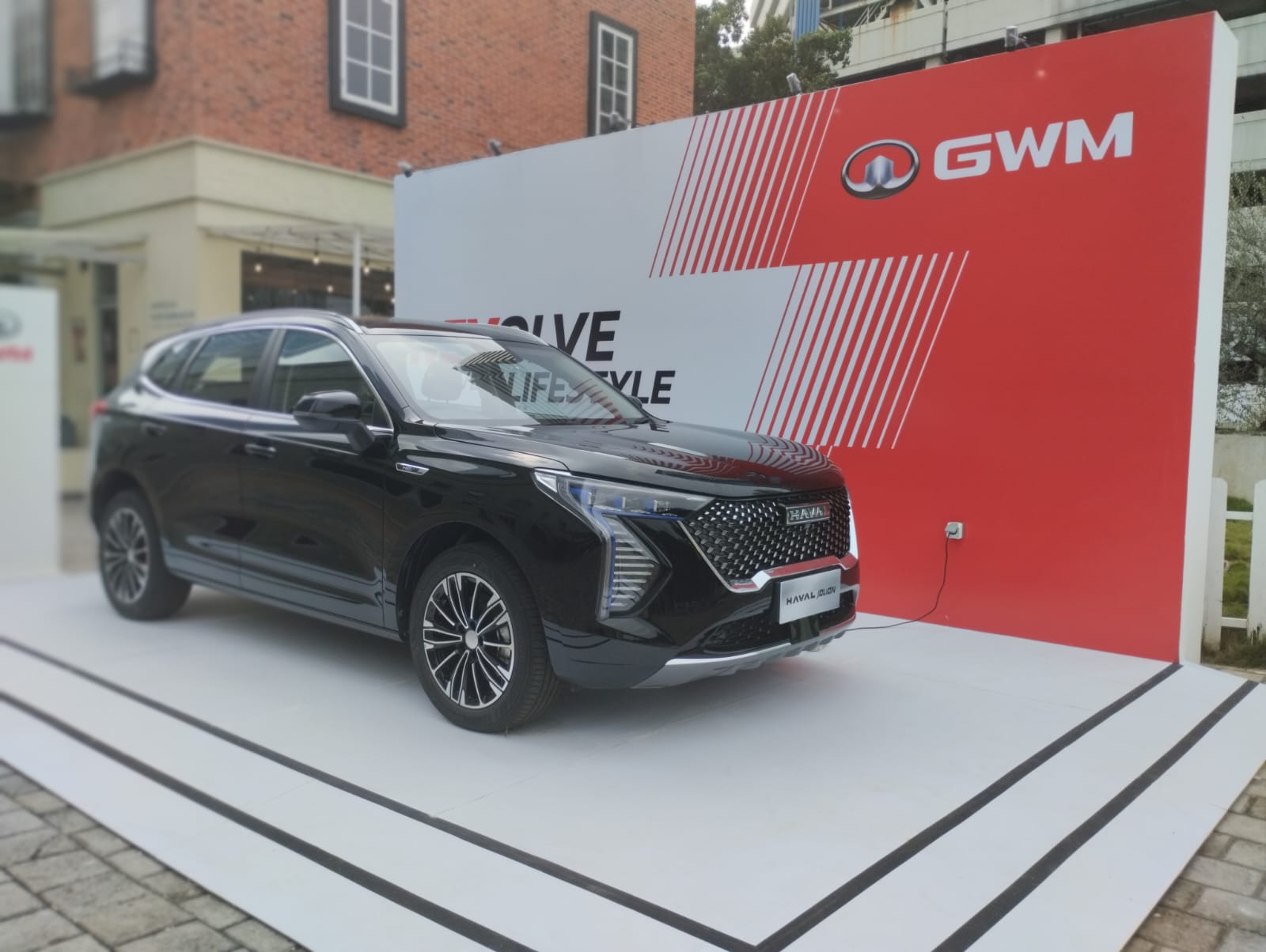 GWM Indonesia Rayakan Peluncuran GWM Haval Jolion HEV Rakitan Lokal Pertama