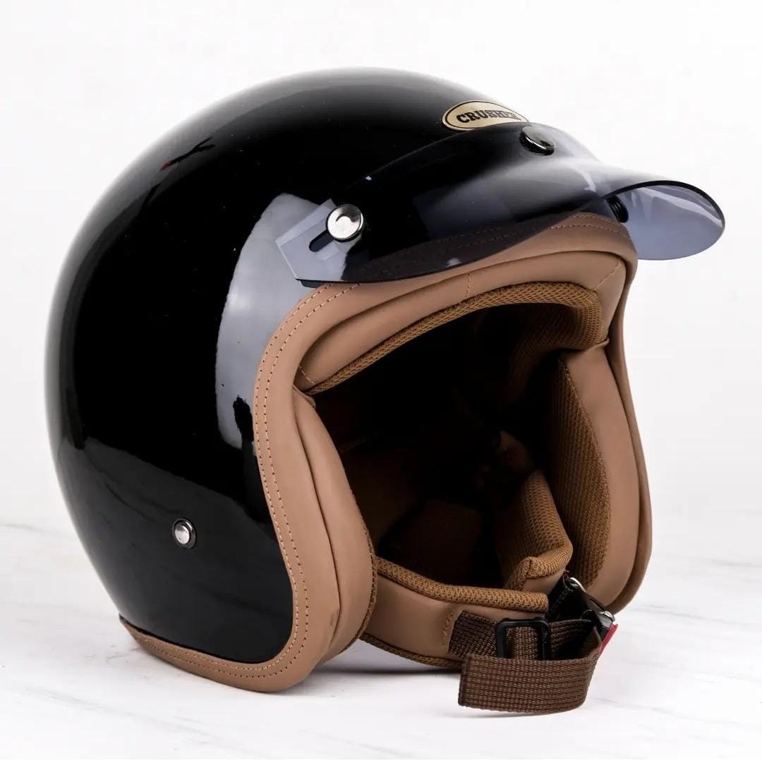 3 Bahaya Menggunakan Helm Tanpa Visor Bagi Pengendara Motor Yang Perlu Kalian Waspadai