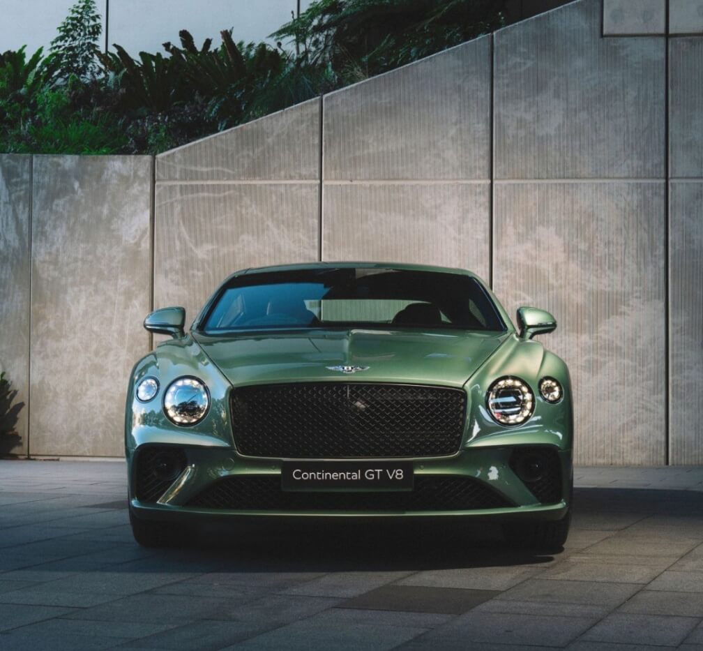 Review Mendalam Mobil Bentley Continental V8, Mewah dengan Performa Menawan