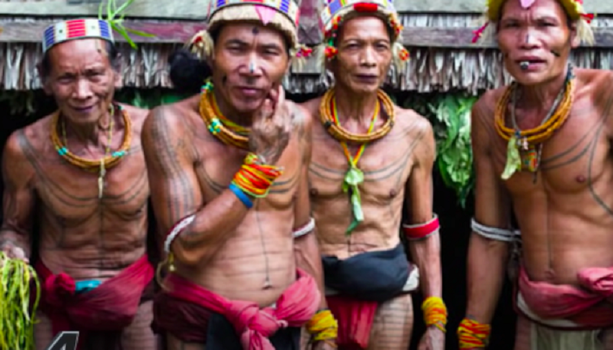 9 Suku Tertua di Indonesia yang Eksistensinya Masih 'Abadi' Sampai Saat Ini, Terakhir Ada Fakta Paling Unik!