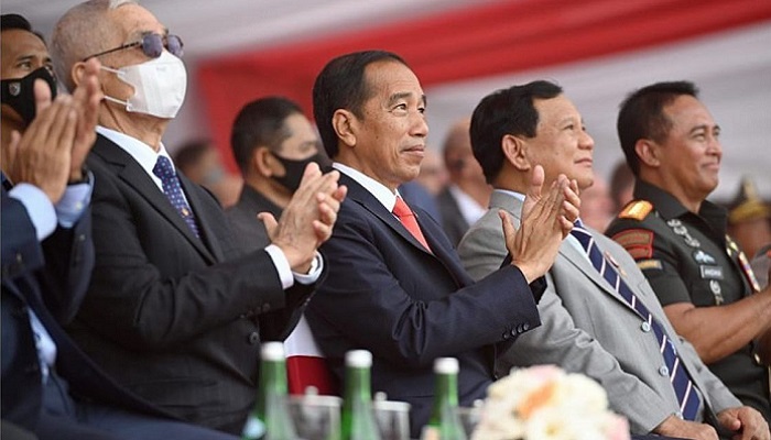 Loyalitas Prabowo ke Jokowi Diwanti-wanti, Denny Siregar: 'Rizieq Saja Dibuang Bagai Tisu Bekas Pakai'