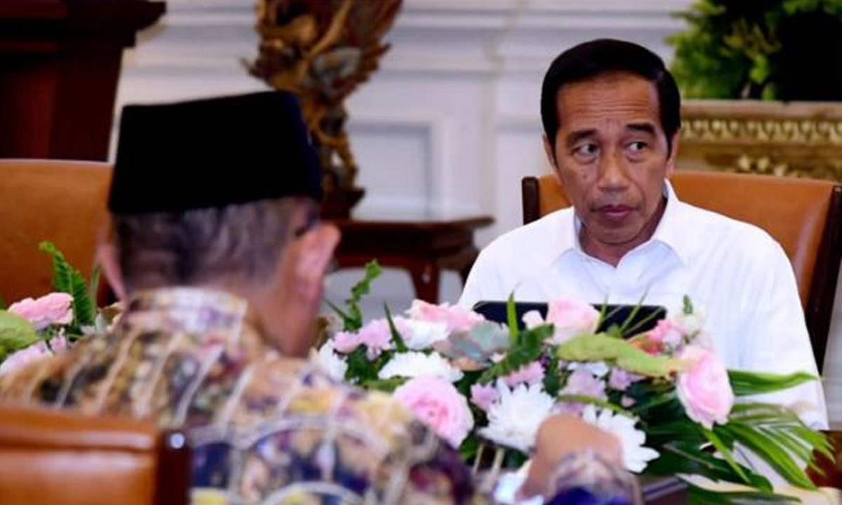 Tok! Jokowi Tetapkan 10 Nama Penjabat Gubernur di Beberapa Wilayah Indonesia, Ada Bey Machmuddin dan Nana Sudjana!