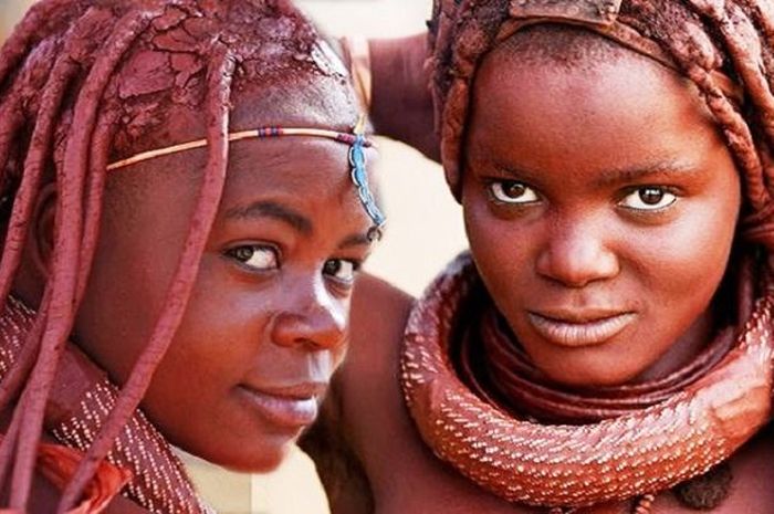 Suku himba Diklaim Sebagai Wanita Paling Cantik di Seluruh Afrika, Ini Rahasianya!